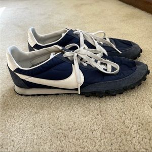 Nike waffle racer shoes